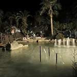 Готель Boulevard